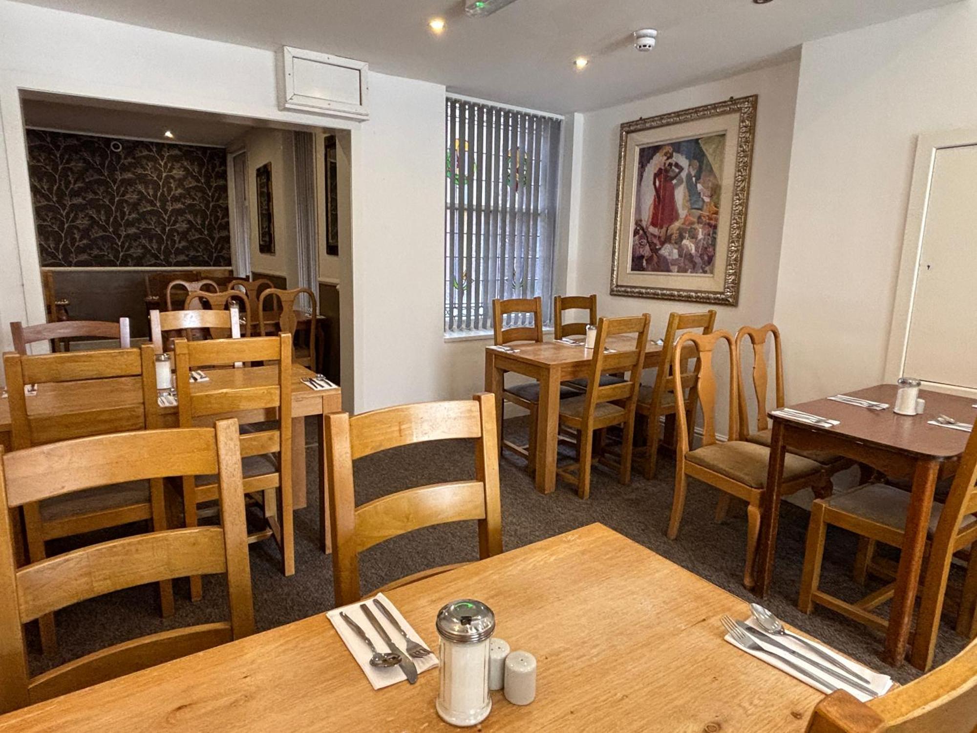 The Royal Alexandra Hotel By Compass Hospitality — Photos 2